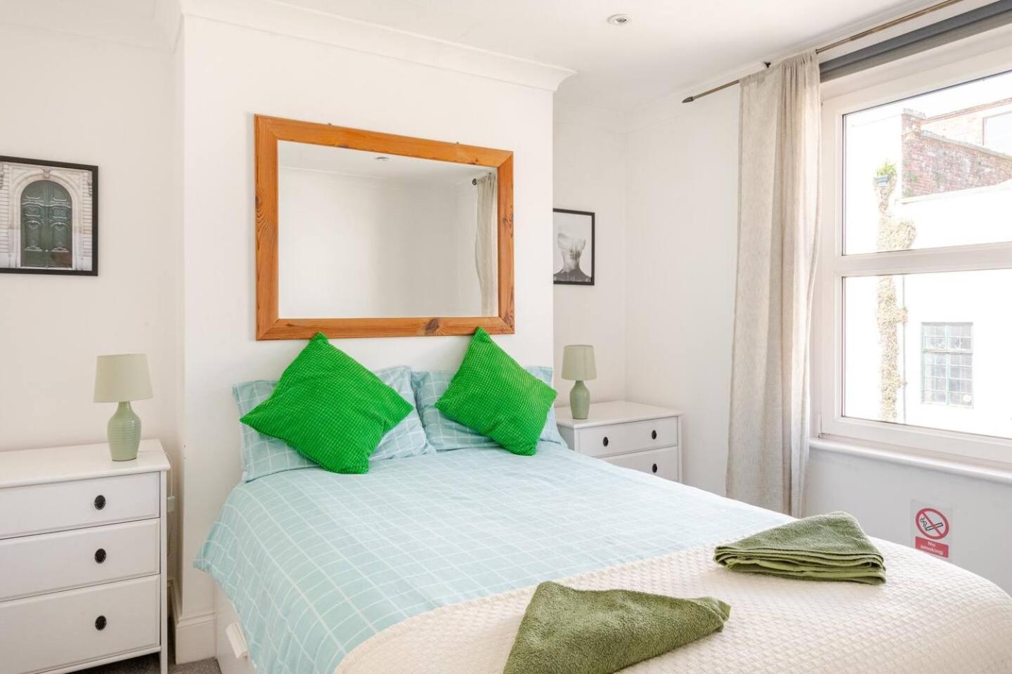 Castle View 2 Bedroom Apartment In Town Centre Hastings Exteriér fotografie